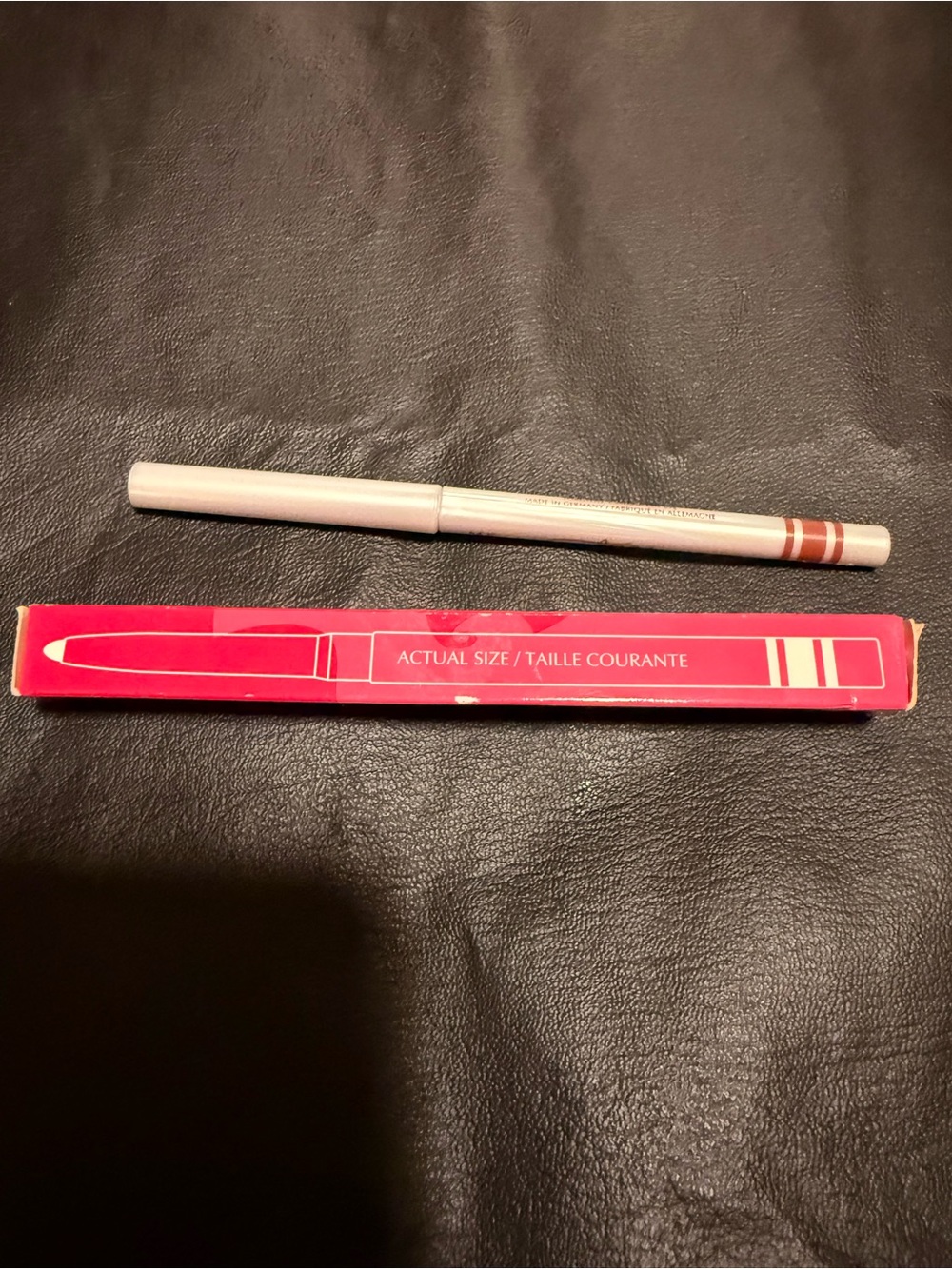Neutral Lip Mary Kay Signature Lip Liner - Neutral - Picture 4 of 4